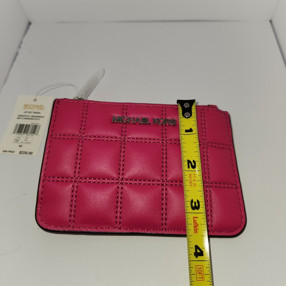 SOLD!!   Michael Kors Pink Quilted Card/Coin Wallet, NWT - Picture 7 of 7